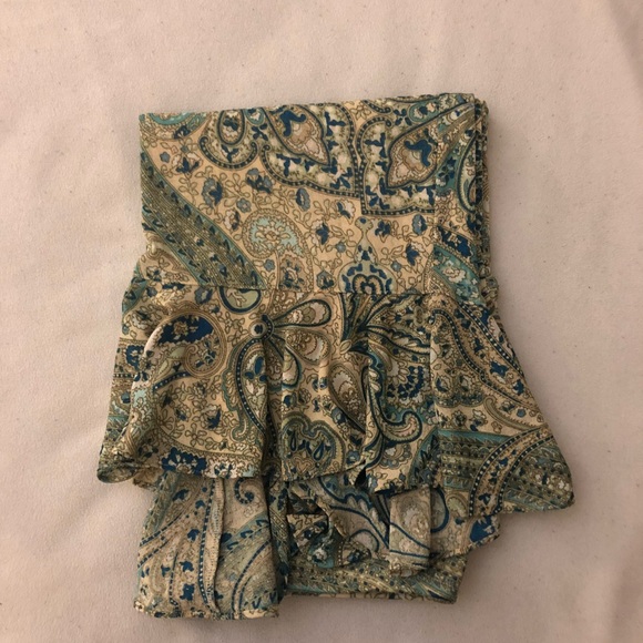 🕛 Express Paisley Skirt 🕛 - Picture 5 of 6